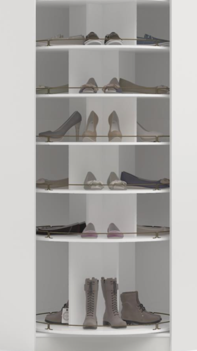 Equipo de Closet Ways PR instalando un closet personalizado